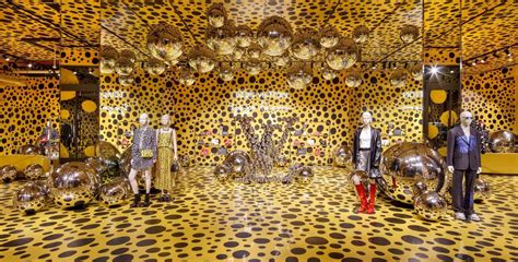 lv x yayoi kusama|louis vuitton yayoi kusama collection.